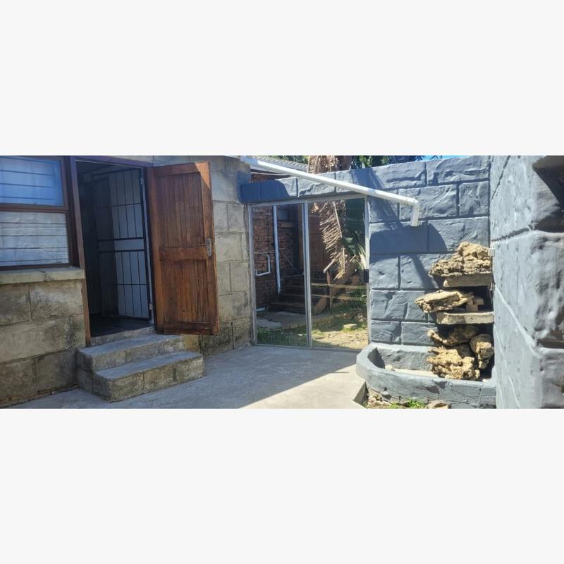 2 Bedroom Property for Sale in Dana Bay Western Cape
